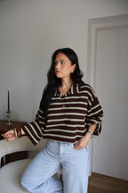 PULL BOUTON IRIS MARRON