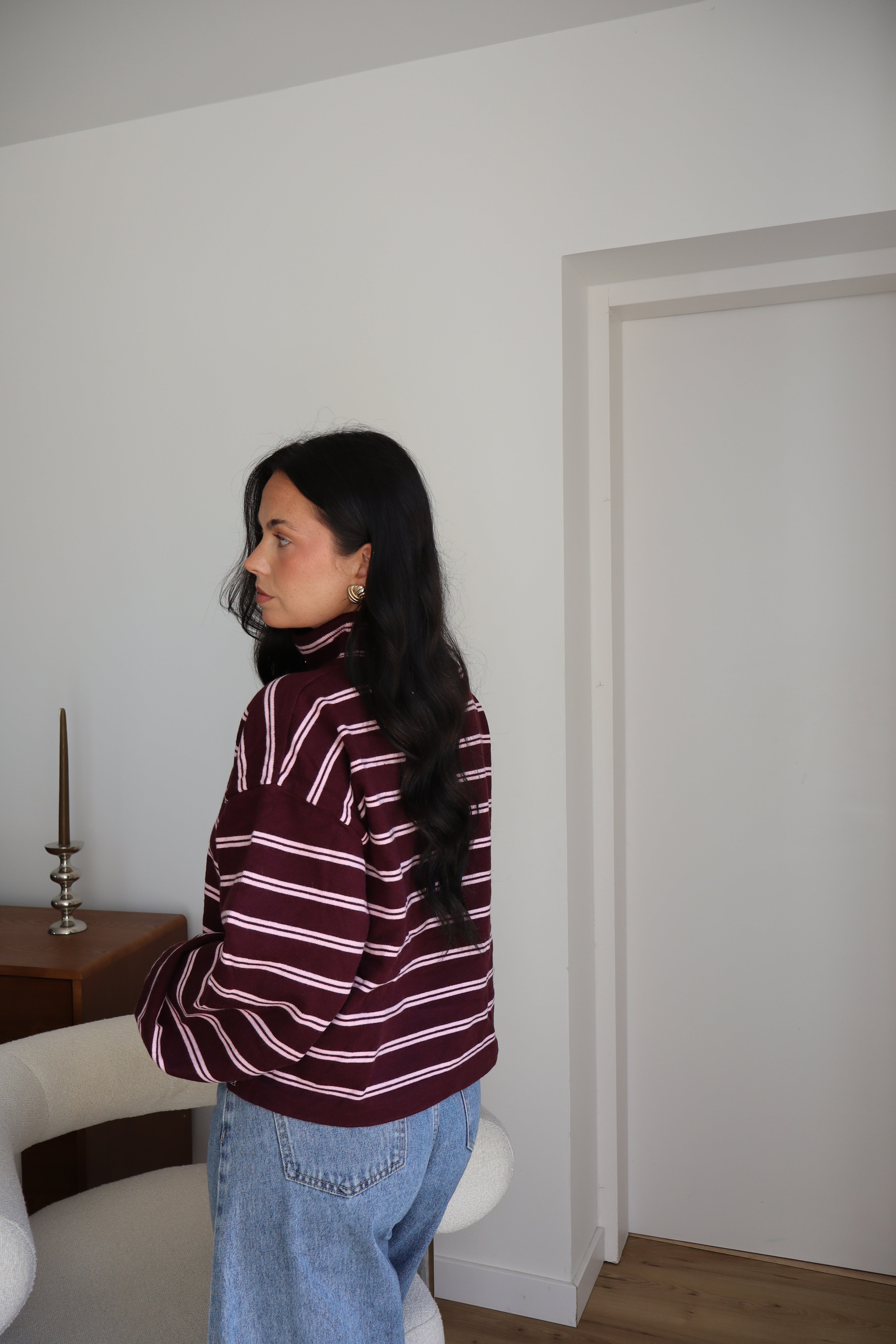 PULL BOUTON IRIS BORDEAUX