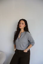 PULL ANDREA GRIS