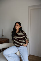 PULL BOUTON IRIS MARRON