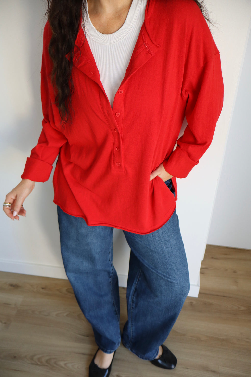 TOP À BOUTONS CHARLIE ROUGE