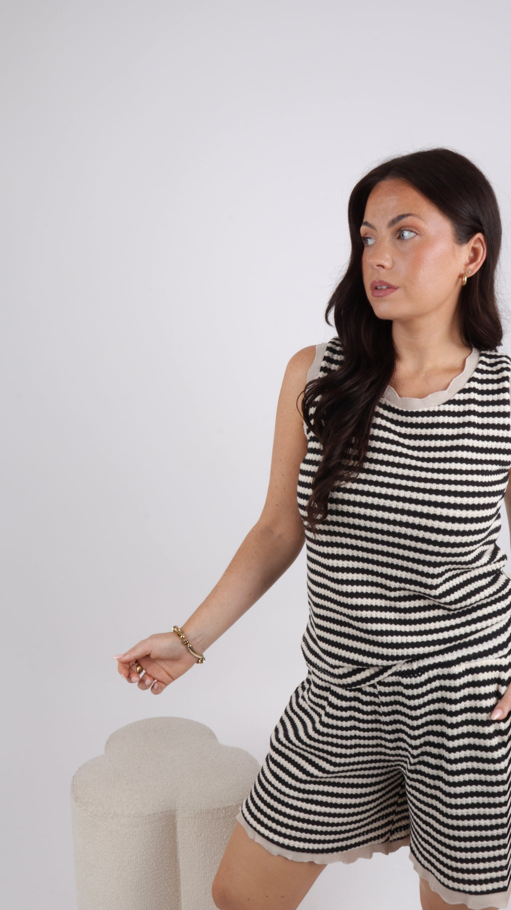 TOP CROCHET ROMANE NOIR