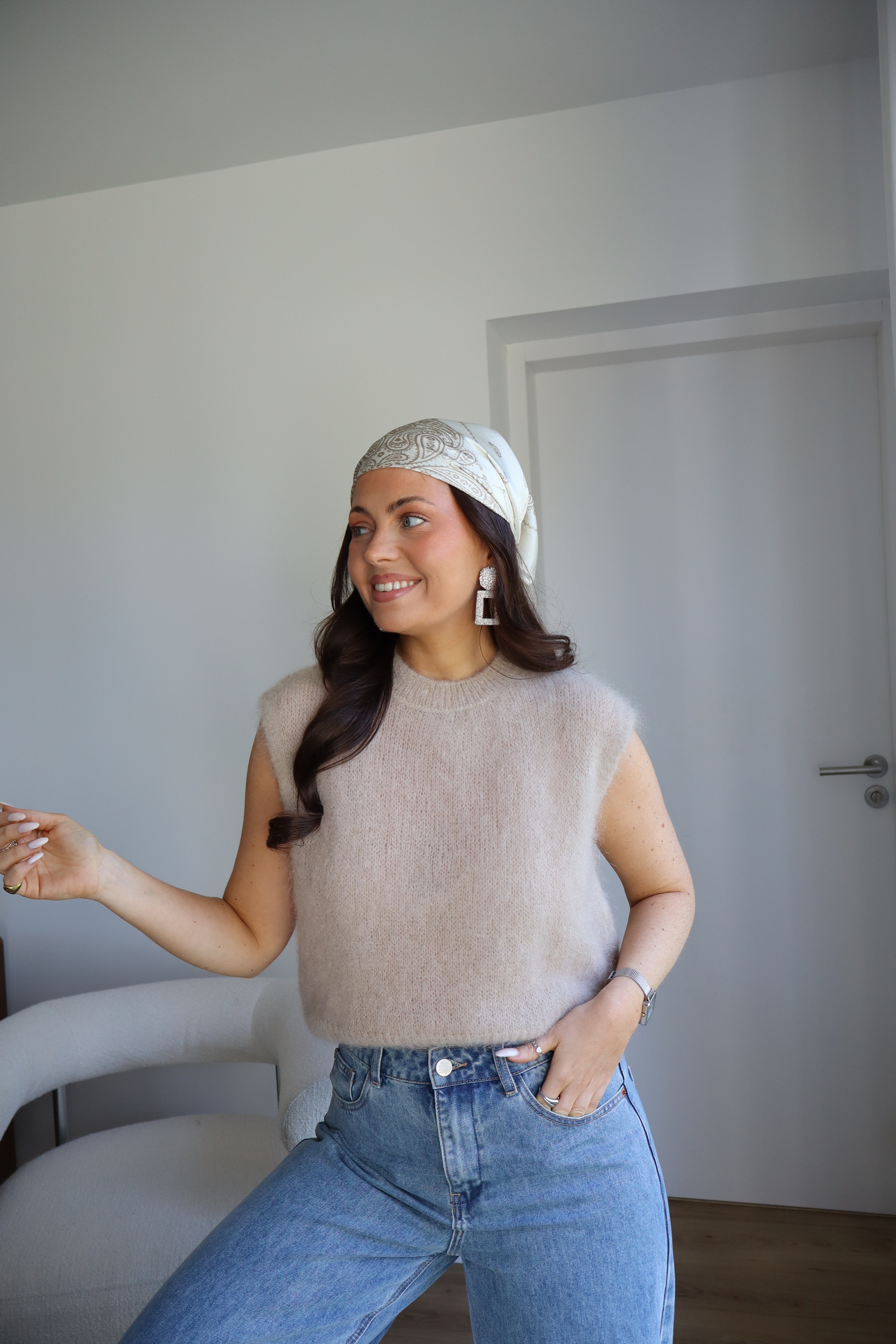 PULL SANS MANCHE ROMY BEIGE