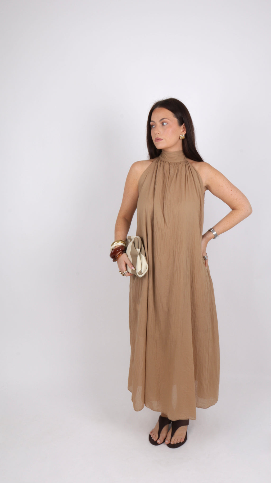 PRÉCOMMANDE - ROBE COL MONTANT LOUISE CAMEL