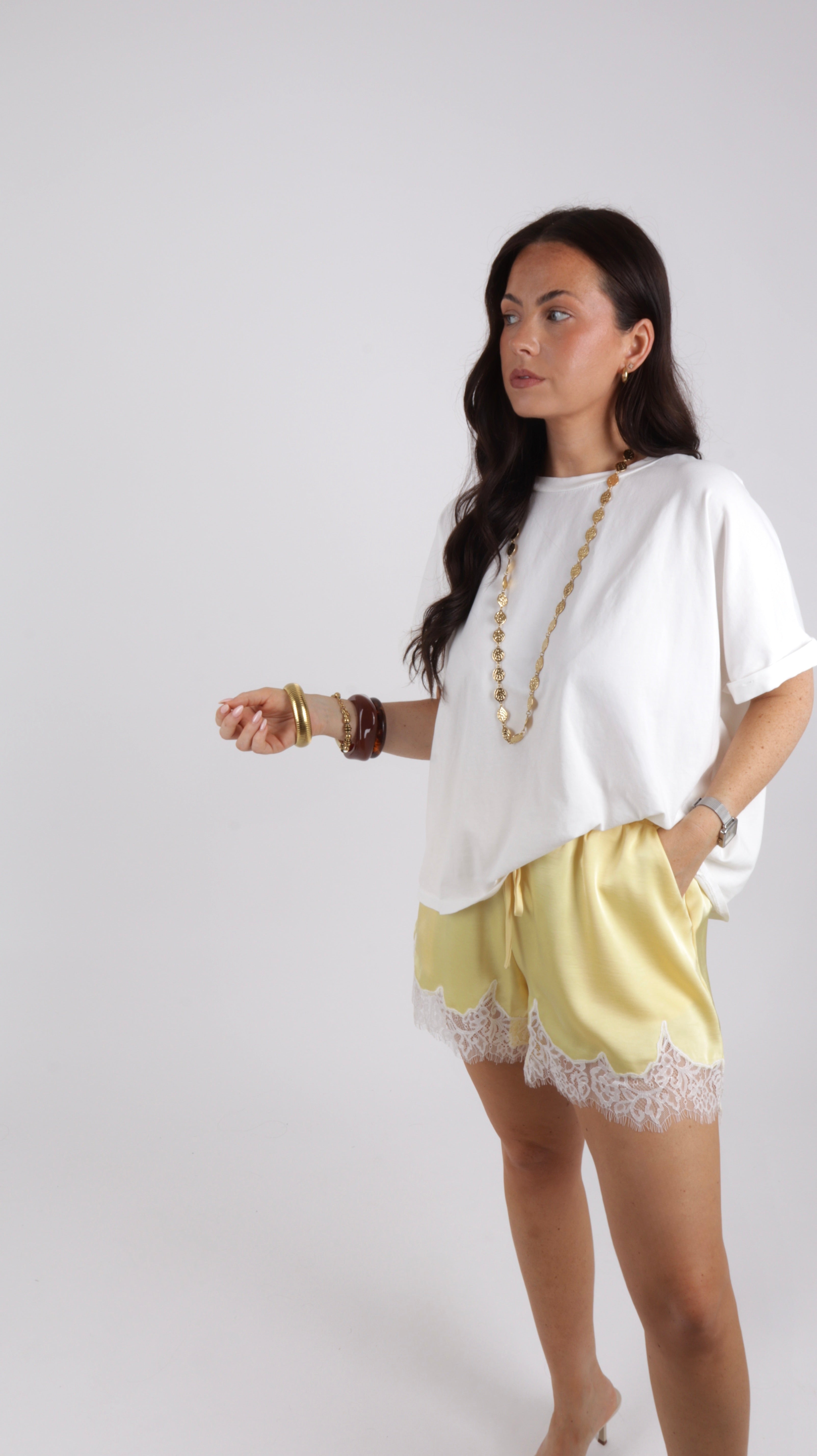 SHORT FAB JAUNE