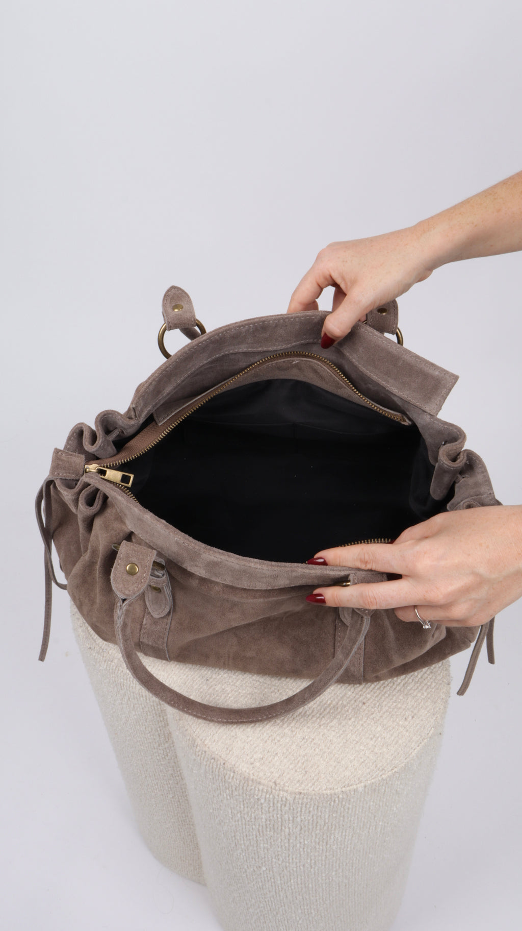 SAC SUEDE ZOÉ TAUPE
