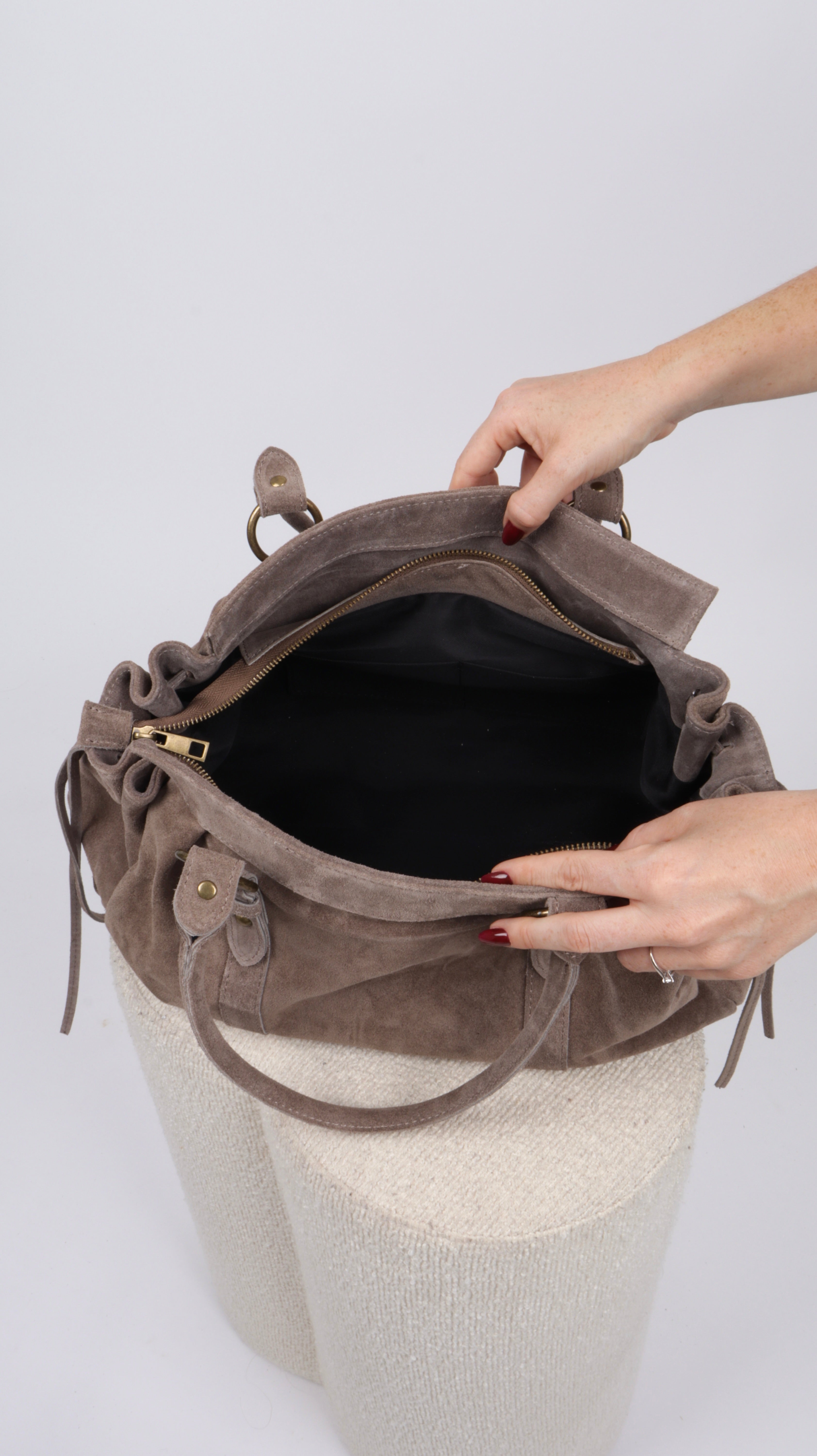 SAC SUEDE ZOÉ TAUPE