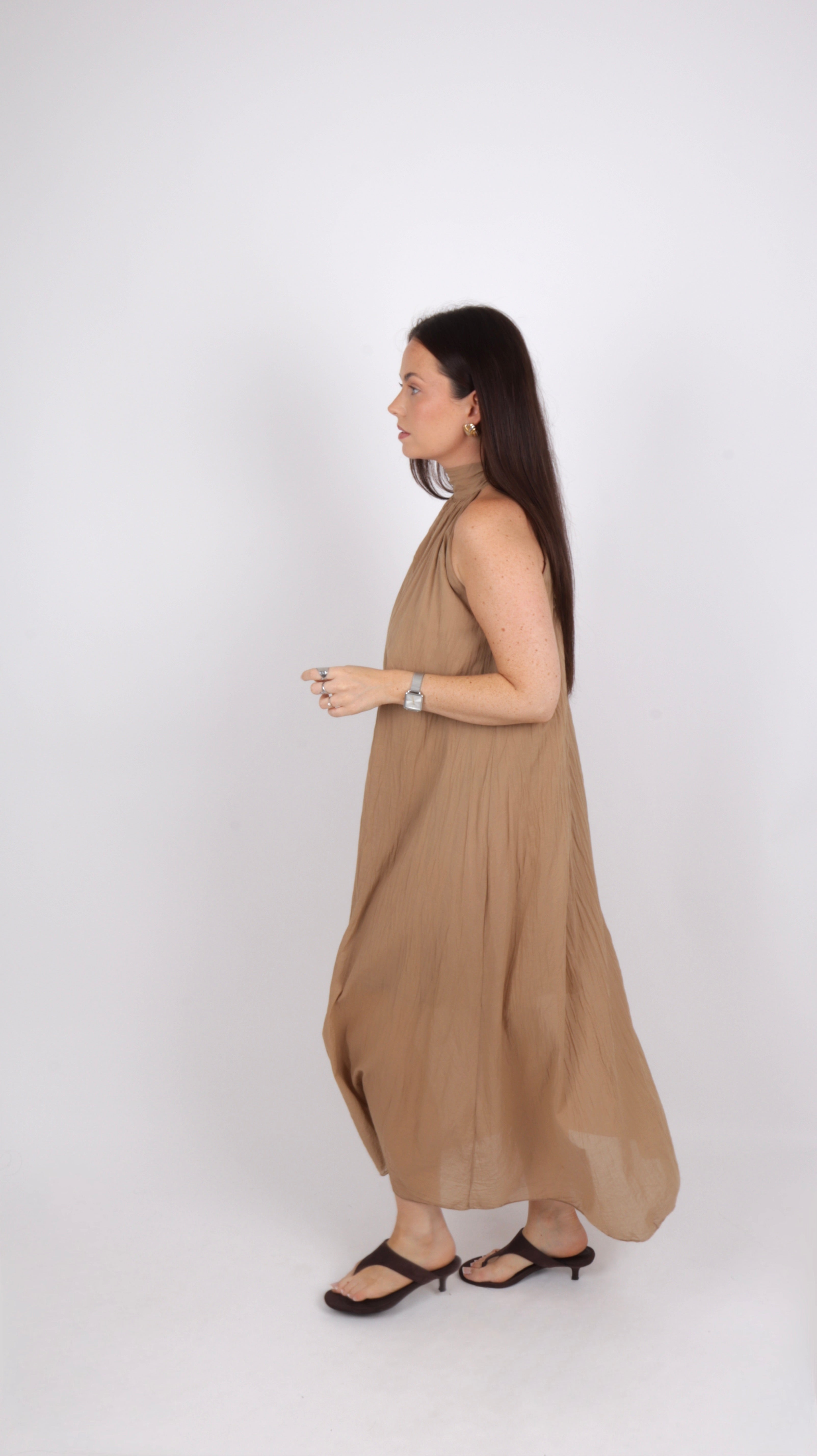 PRÉCOMMANDE - ROBE COL MONTANT LOUISE CAMEL