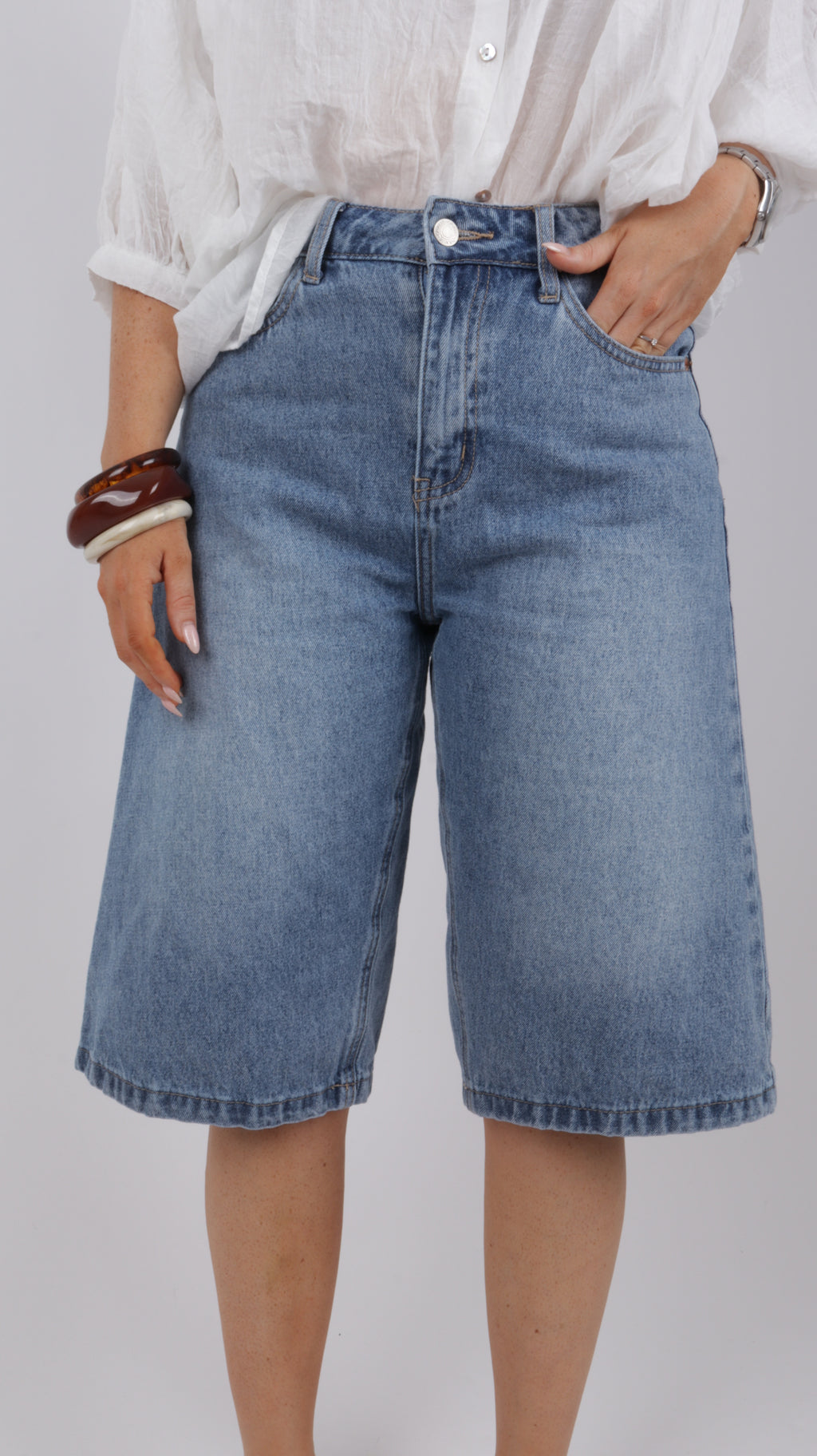 BERMUDA JEAN VIC JEAN