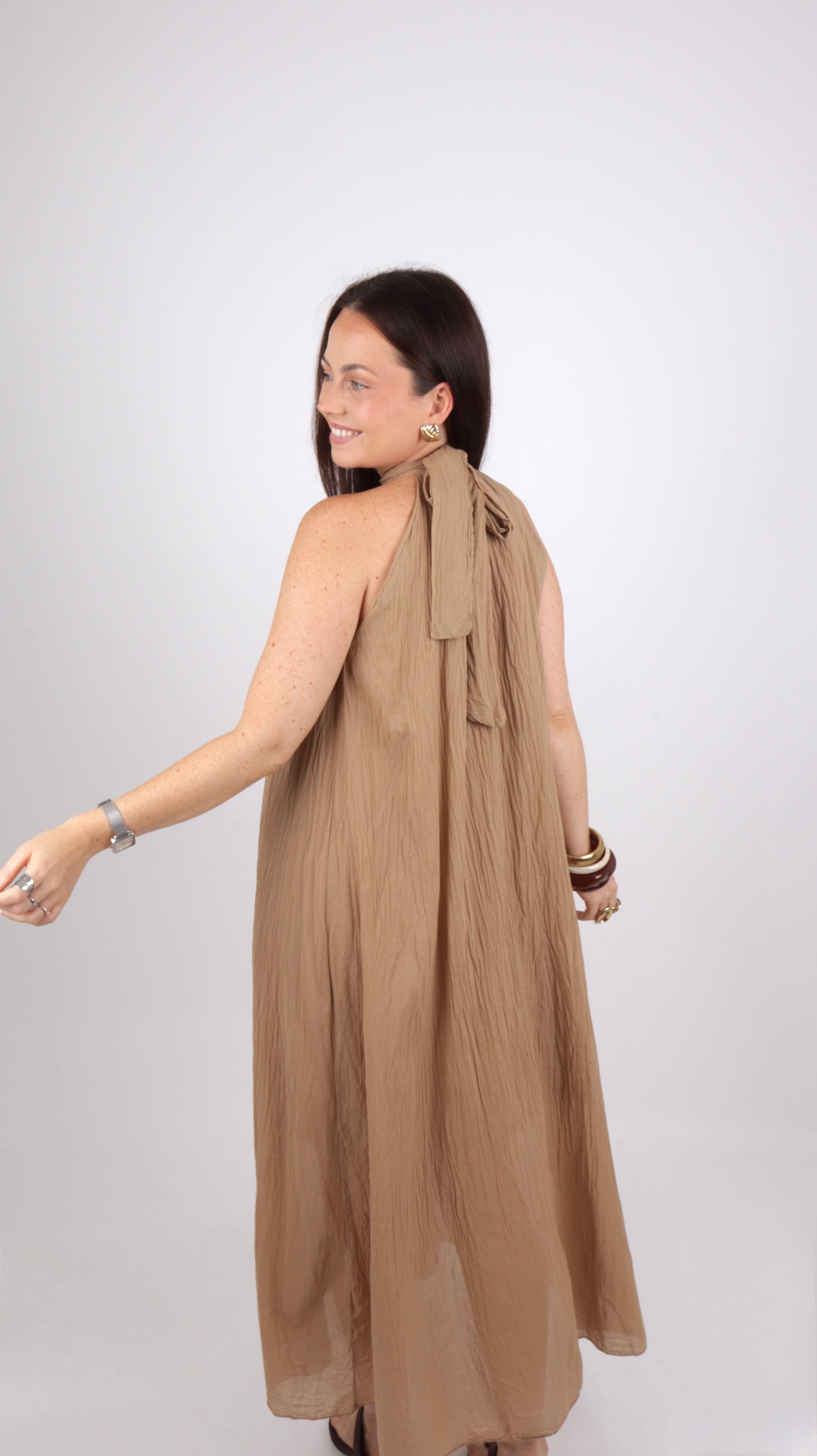 PRÉCOMMANDE - ROBE COL MONTANT LOUISE CAMEL