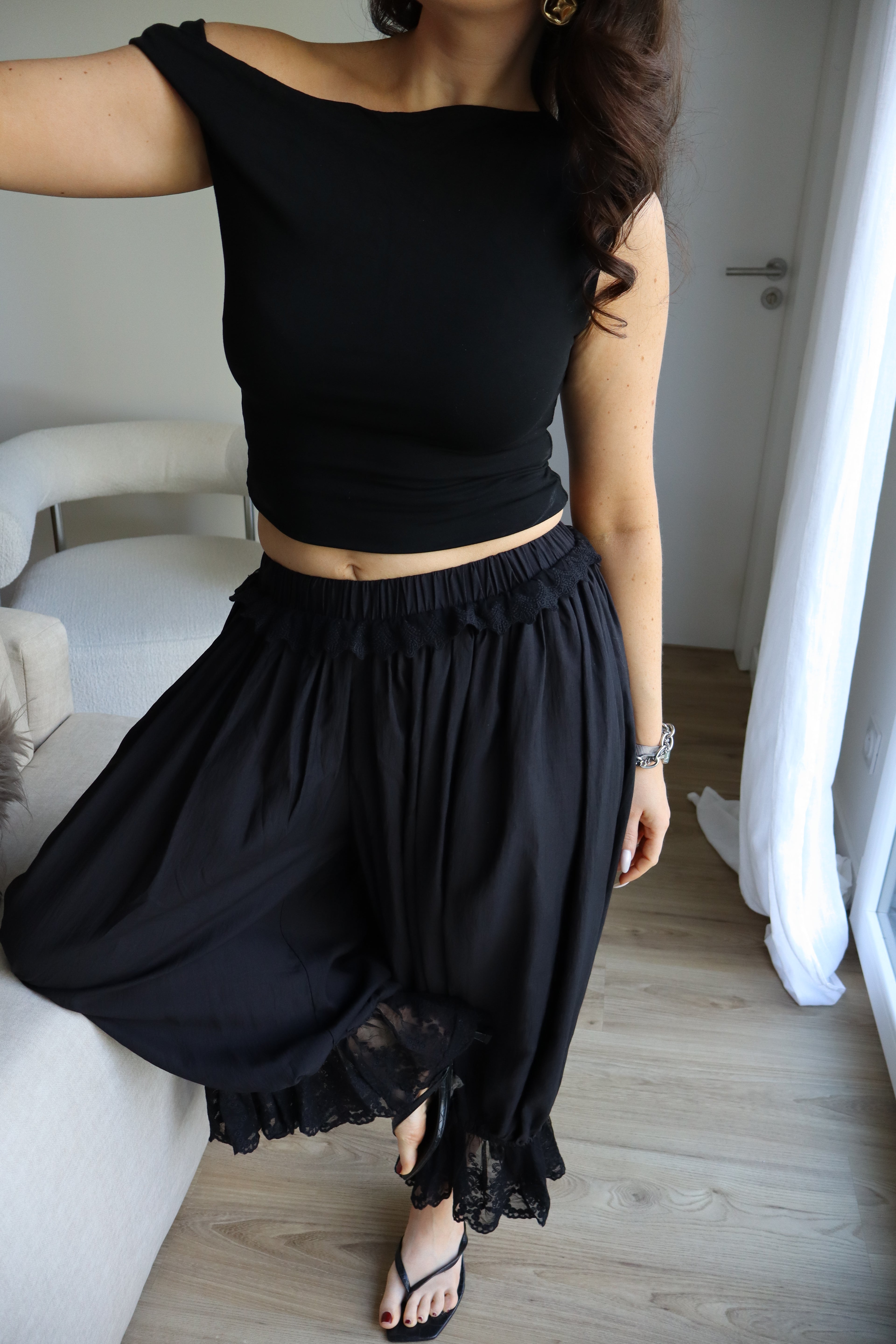 PANTALON DENTELLE CARLA NOIR