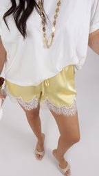 SHORT FAB JAUNE